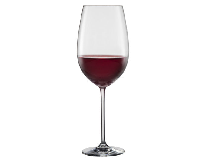 Elegante Bordeauxgläser von SCHOTT ZWIESEL, Set aus 4 Gläsern, ideal für Rotwein, hochwertiges Design und langlebige Qualität.