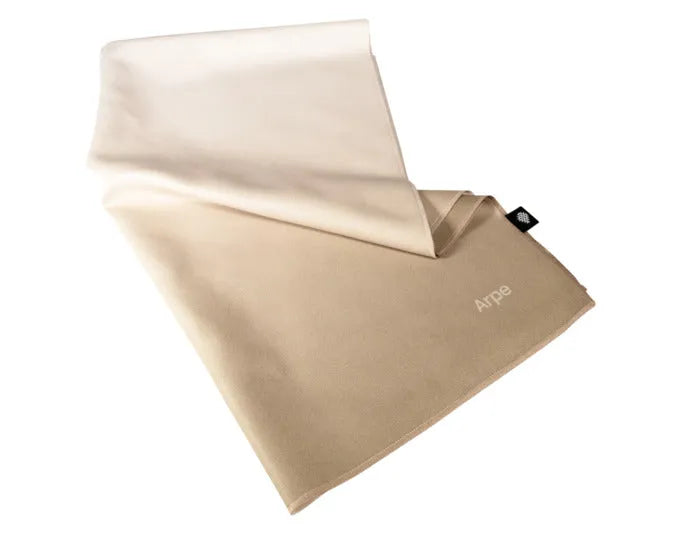 ARPE Badtuch calm sand cream 75 x 155 cm in  präsentiert im Onlineshop von KAQTU Design AG. Badzubehör ist von ARPE