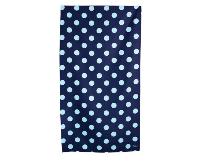 ARPE Handtuch dots ocean blue 50 x 95 cm in  präsentiert im Onlineshop von KAQTU Design AG. Badzubehör ist von ARPE