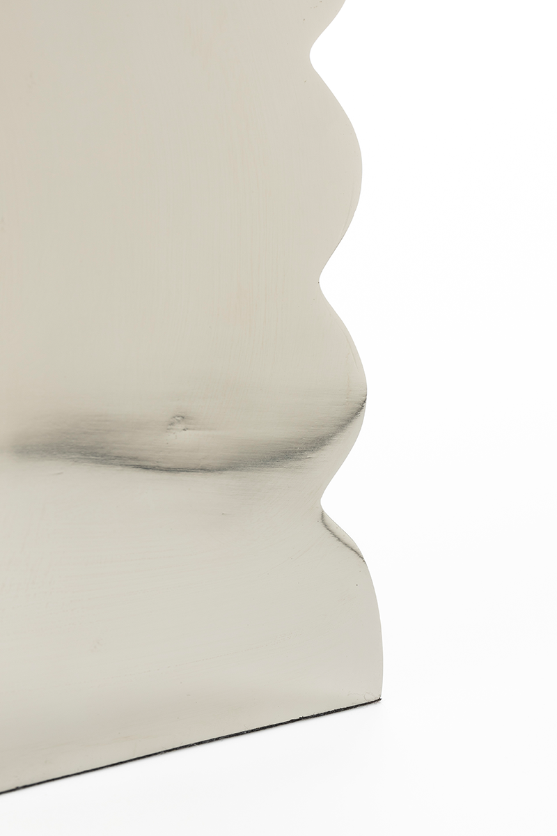 Hocker Curves in Shiny Silver präsentiert im Onlineshop von KAQTU Design AG. Hocker ist von Zuiver