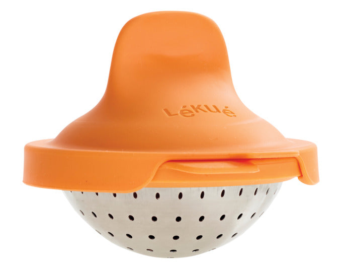 LÉKUÉ Eier Pochierer 2 Stück Silikon/Inox orange in  präsentiert im Onlineshop von KAQTU Design AG. Küchenhelfer ist von LEKUE