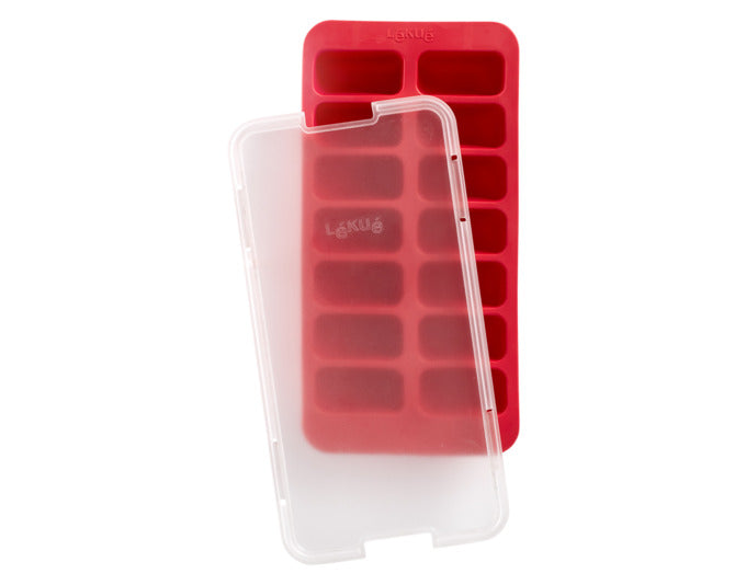 LÉKUÉ Eiswürfelform rechteckig mit Deckel 23x12 cm rot in  präsentiert im Onlineshop von KAQTU Design AG. Barzubehör ist von LEKUE