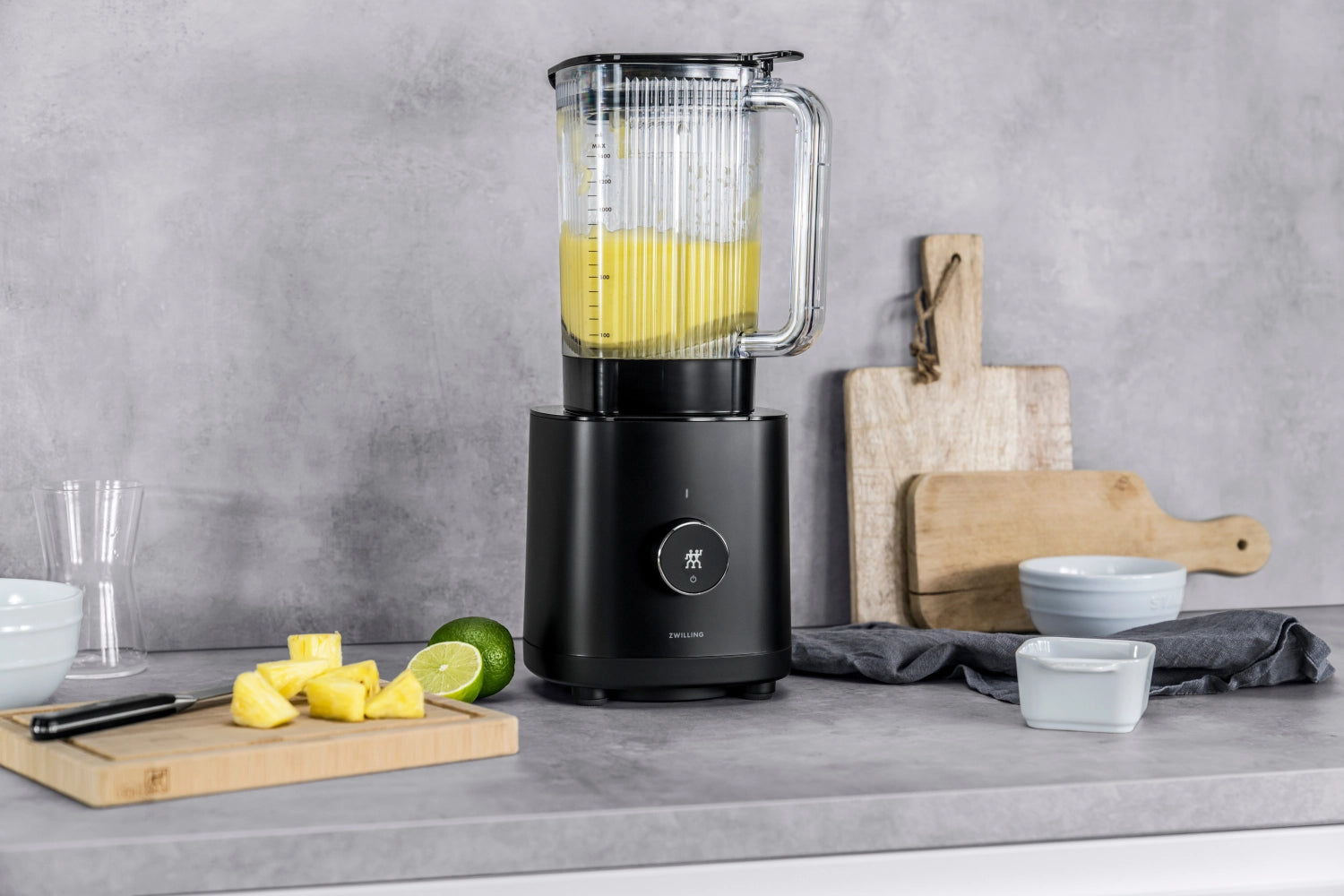 Mélangeur en stand enfinigy Universal Schwarz 1.4L