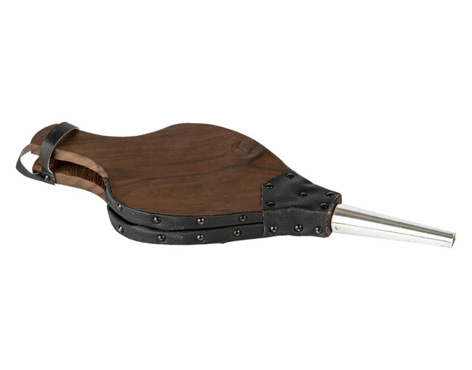 LIENBACHER Blasebalg Holz und Leder 39x16 cm in  präsentiert im Onlineshop von KAQTU Design AG. Grillzubehör ist von LIENBACHER
