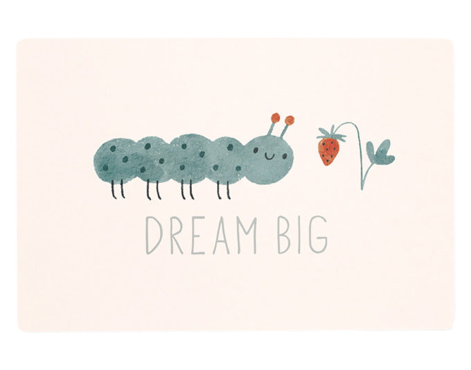 Das ZELLER Tischset "Dream big" mit Raupenmotiv (45x30 cm) ist ein stilvoller und praktischer Schutz für Ihren Tisch.