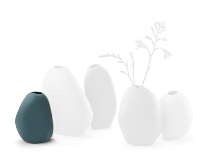 PHILIPPI Vase Bud Keramik 7x3x10 cm petrol in  präsentiert im Onlineshop von KAQTU Design AG. Vase ist von PHILIPPI