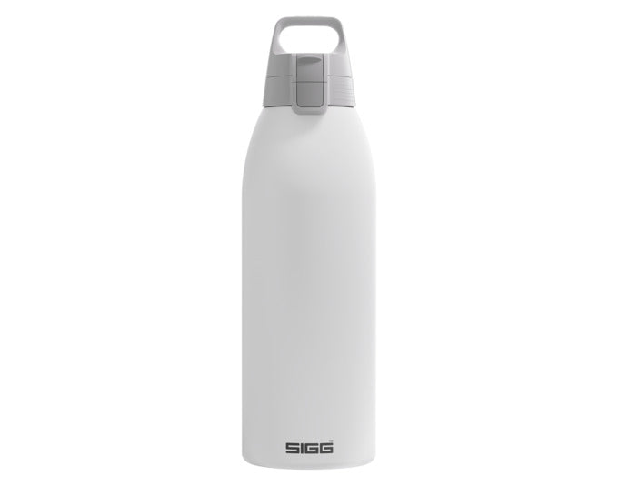 SIGG Isolierflasche Shield Therm One white 1.5 l in  präsentiert im Onlineshop von KAQTU Design AG. Küchenhelfer ist von SIGG