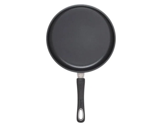 Hochwertige GASTROLUX Crêpepfanne ø 28 cm mit Biotan-Beschichtung, ideal für Induktion, langlebig und antihaftend.