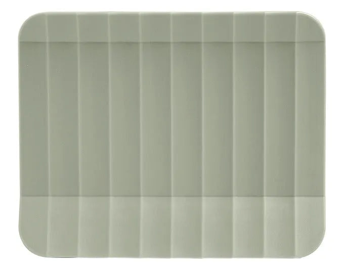 Eleganter Serviettenhalter Paestum von BLIM PLUS in arca grün, 15x4.5x12 cm, ideal für stilvolle Tischdekoration.