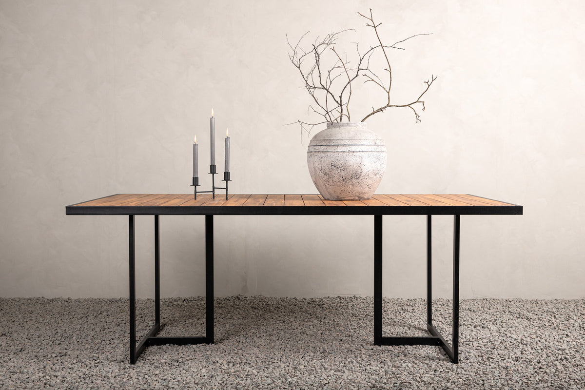 Khung Gartentisch in Natur präsentiert im Onlineshop von KAQTU Design AG. Gartentisch ist von Venture Home
