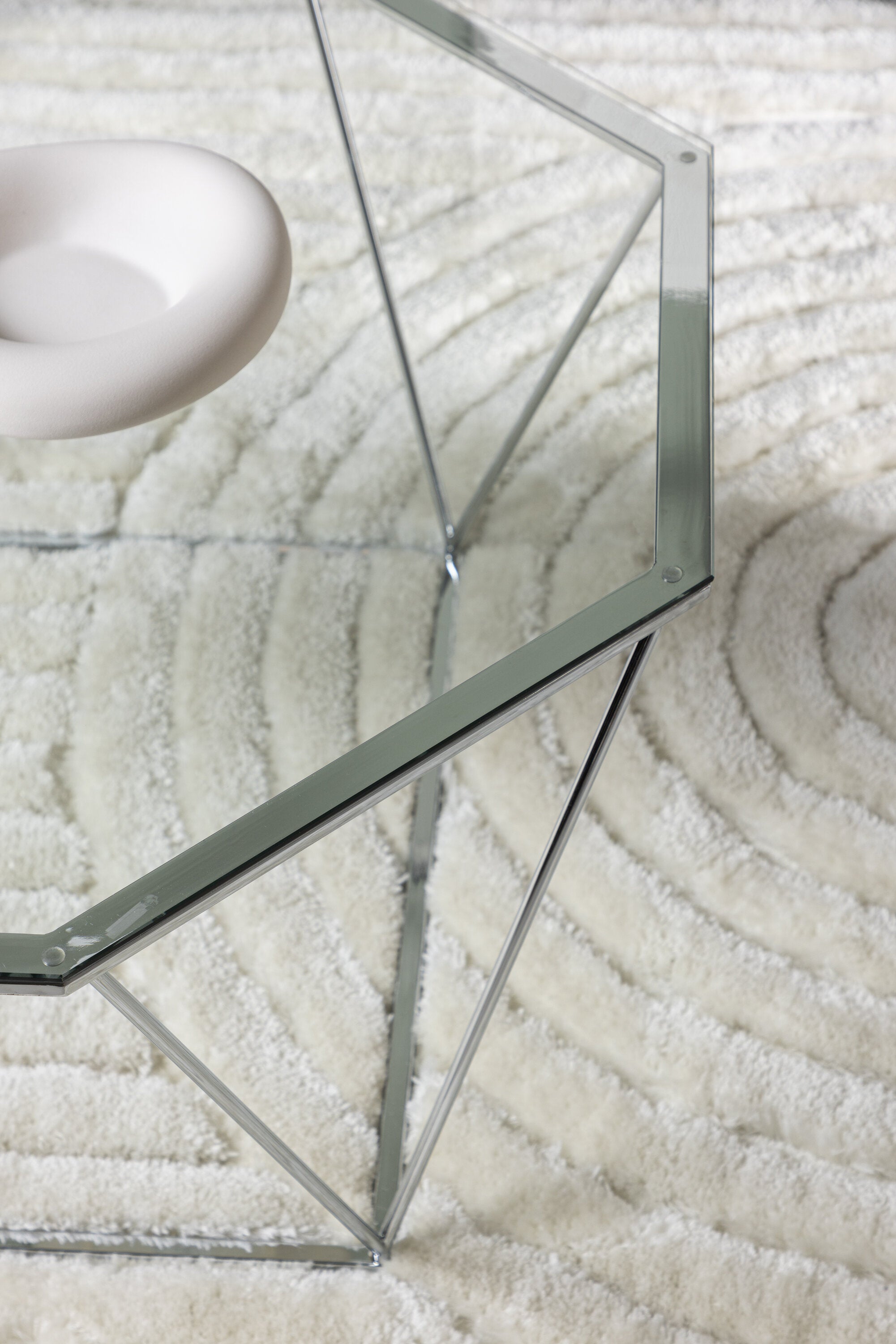 Österlen Coffee Tisch in Transparent präsentiert im Onlineshop von KAQTU Design AG. Beistelltisch ist von Furniture Fashion
