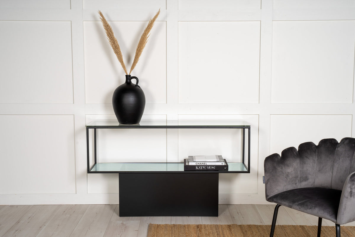 Maglehem Beistelltisch in Schwarz präsentiert im Onlineshop von KAQTU Design AG. Beistelltisch ist von Furniture Fashion
