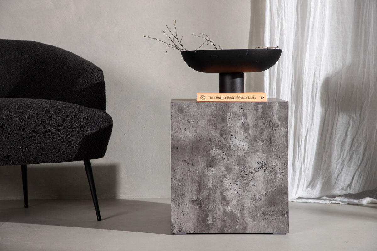 York Coffee Tisch High in Dunkelgrau präsentiert im Onlineshop von KAQTU Design AG. Beistelltisch ist von Venture Home