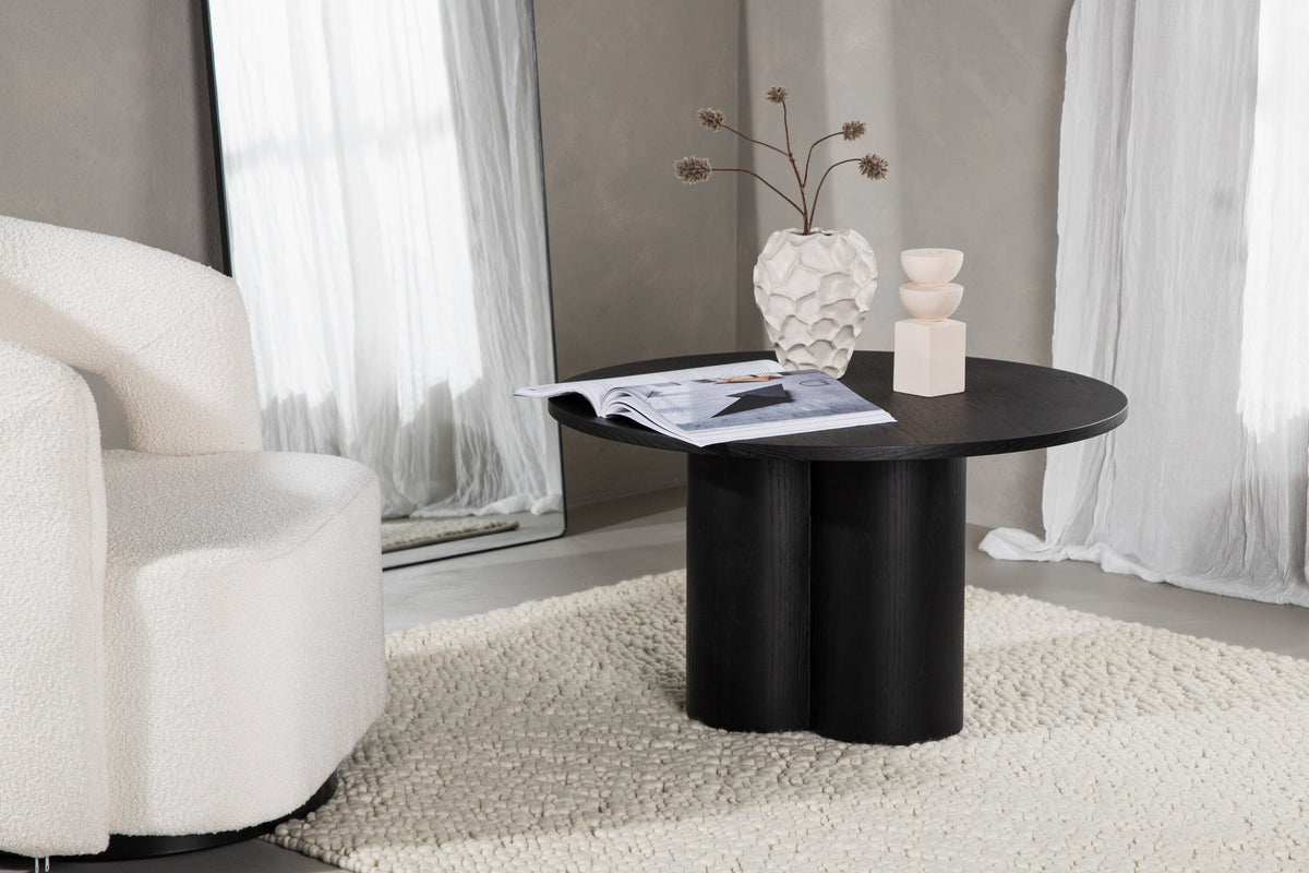 Olivia Coffee Tisch von Venture Home – Wohnbeispiel