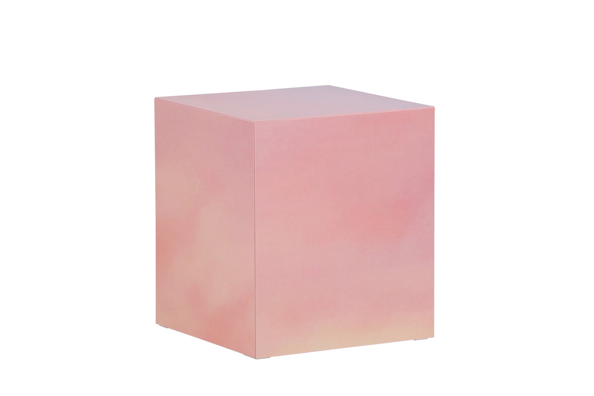 York Couchtisch in Pink präsentiert im Onlineshop von KAQTU Design AG. Couchtisch ist von Venture Home