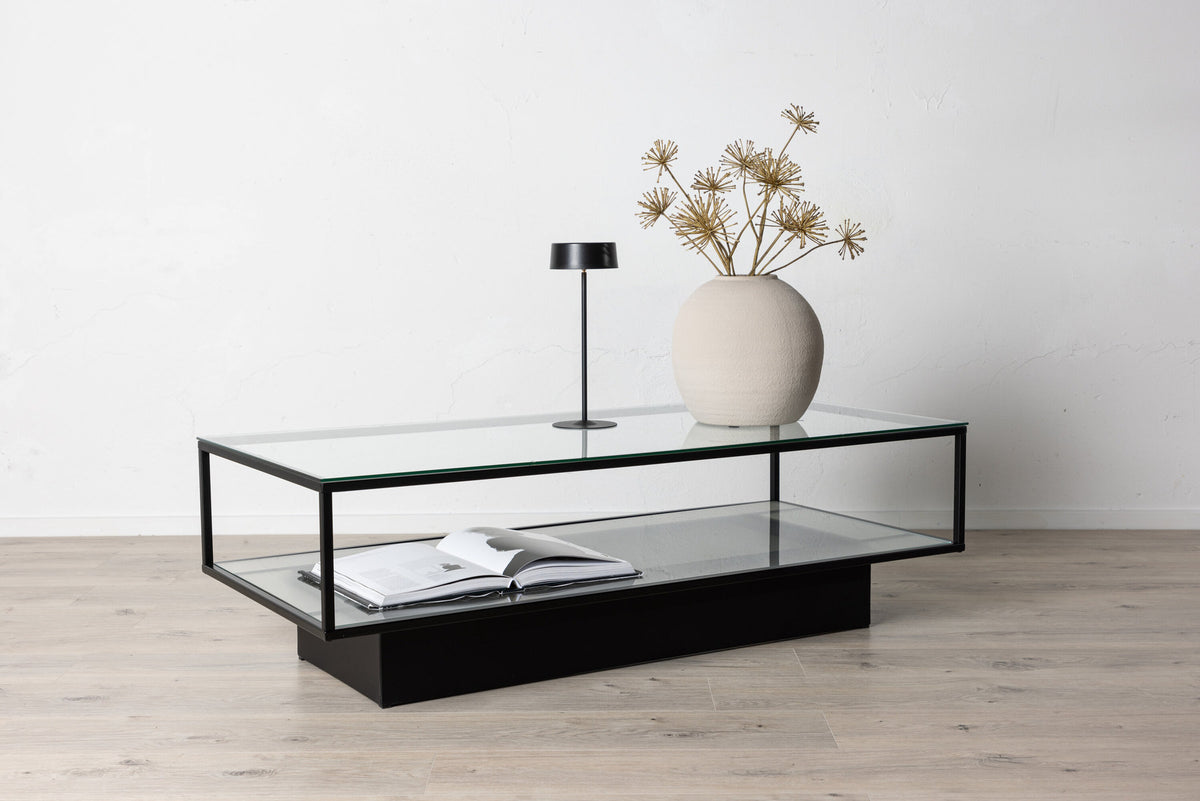 Maglehem Beistelltisch in Schwarz präsentiert im Onlineshop von KAQTU Design AG. Beistelltisch ist von Furniture Fashion