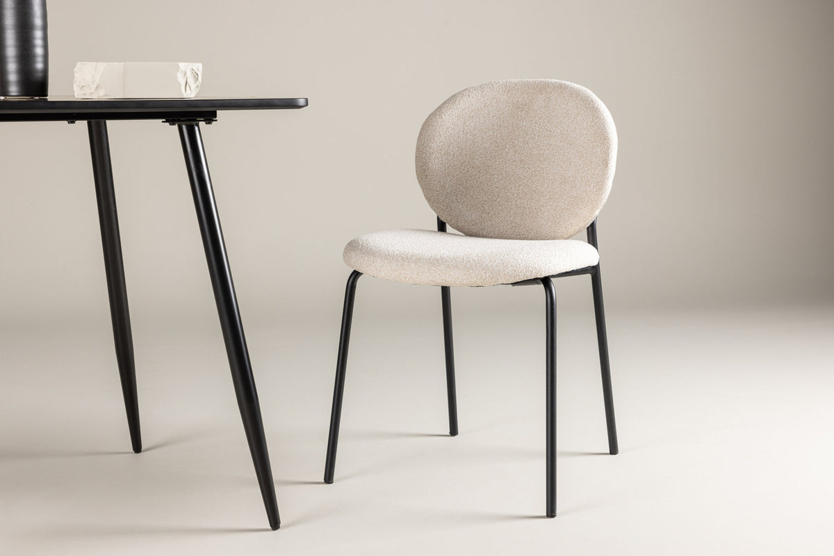 Vault Esszimmerstuhl in Beige präsentiert im Onlineshop von KAQTU Design AG. Stuhl ist von Venture Home