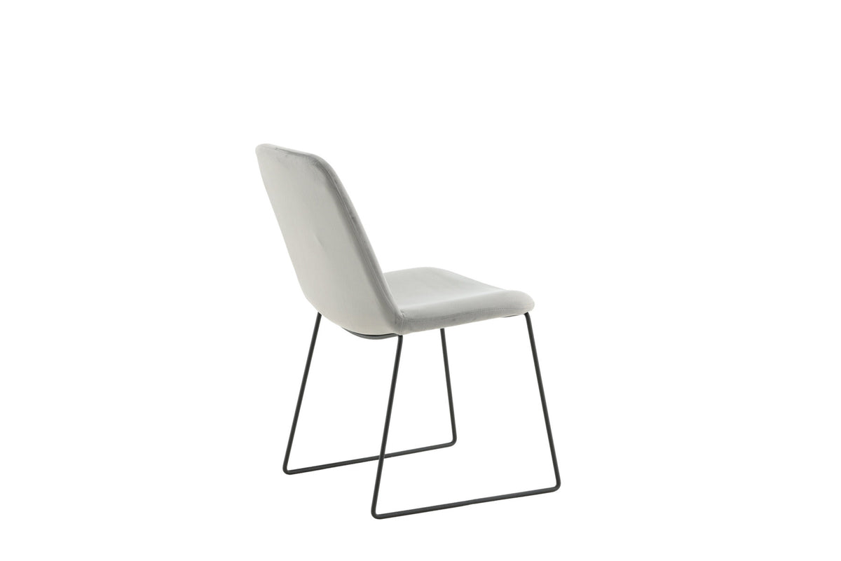 Muce Stuhl in Grau präsentiert im Onlineshop von KAQTU Design AG. Stuhl ist von Venture Home