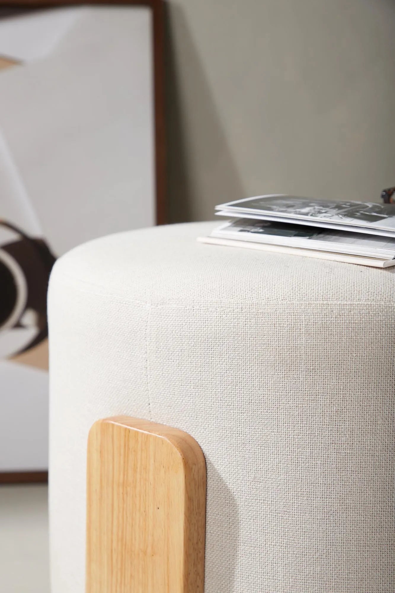 Coffey Ottomane von Venture Home: Komfort trifft auf modernes Design.
