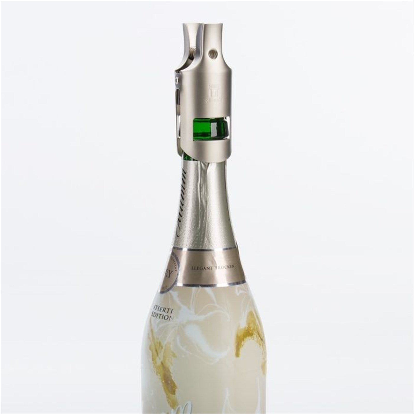 Stilvoller Sektverschluss von Westmark, edelmattiert, 9x4.5x4cm – bewahrt Frische und überzeugt mit zeitgemäßer Eleganz.