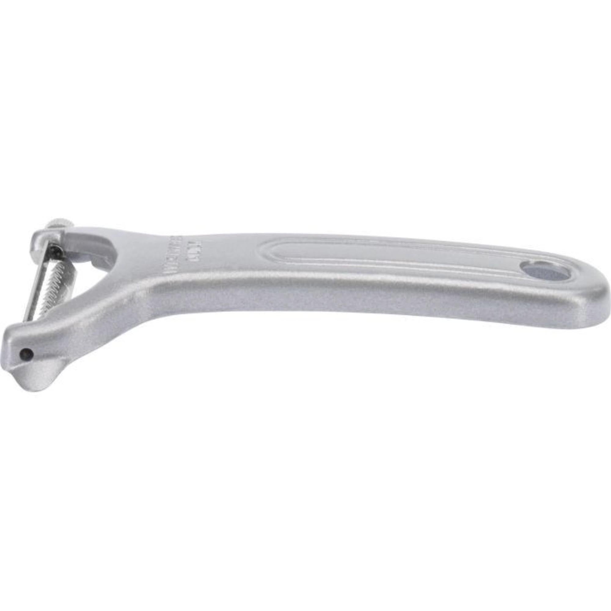 Kompakter Julienne-Schneider von Westmark, perfekt für feine Streifen, handlich und praktisch, Maße: 12x7.5x1cm.