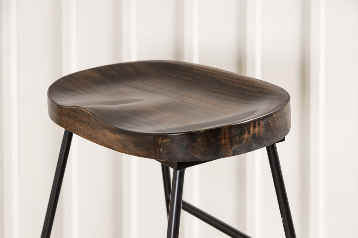 Ozark Barstuhl in Schwarz präsentiert im Onlineshop von KAQTU Design AG. Barhocker ist von Venture Home