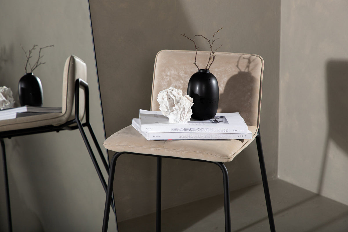 Bisbee Barstuhl in Beige präsentiert im Onlineshop von KAQTU Design AG. Barstuhl ist von Venture Home