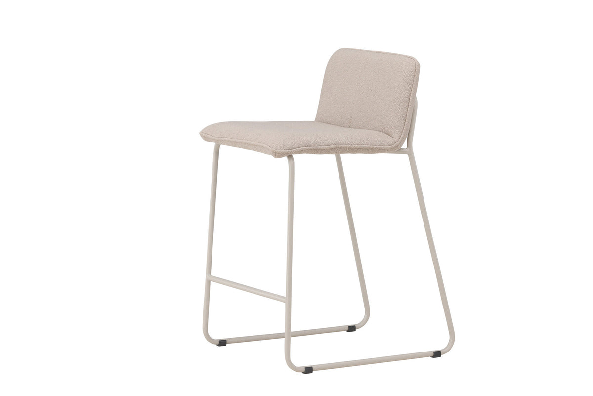 Bisbee Barstuhl in Beige präsentiert im Onlineshop von KAQTU Design AG. Barstuhl ist von Venture Home