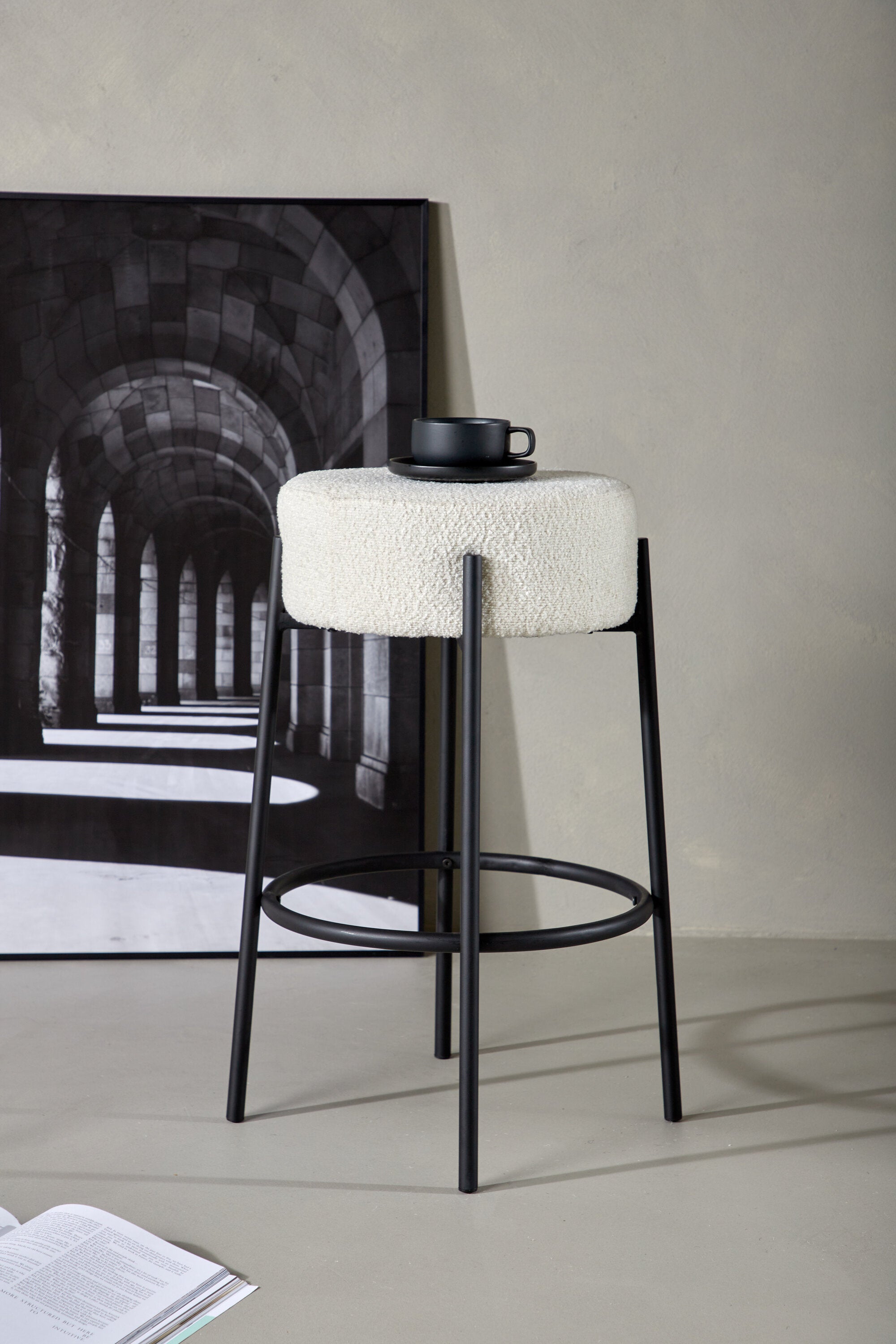 Tucson Barstuhl in Weiss präsentiert im Onlineshop von KAQTU Design AG. Barhocker ist von Venture Home