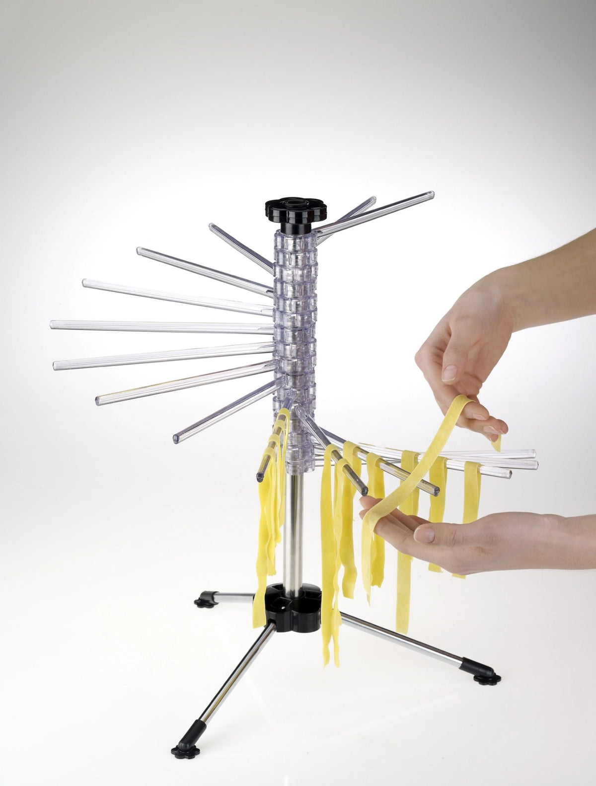 Nudeltrockner Pasta-Tree, 45x45x45.5cm in Weiss präsentiert im Onlineshop von KAQTU Design AG. Küchenhelfer ist von Westmark