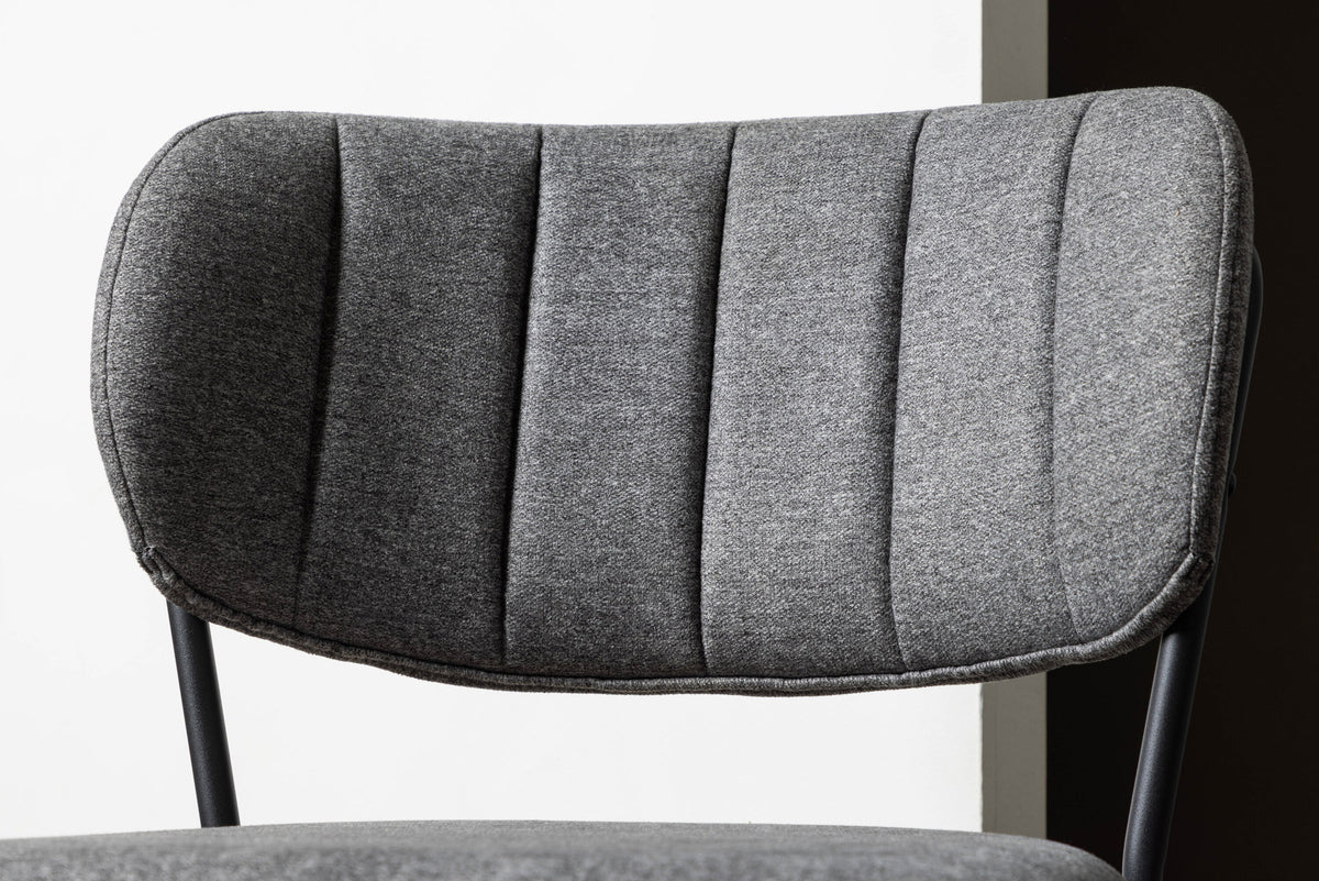 Glockenstuhl in Grau präsentiert im Onlineshop von KAQTU Design AG. Barstuhl ist von Venture Home