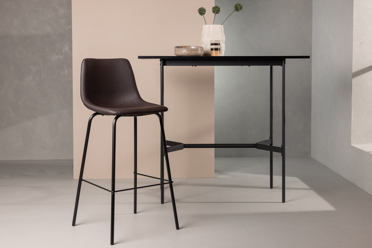 Alexi Barstuhl in Braun präsentiert im Onlineshop von KAQTU Design AG. Barstuhl ist von Venture Home