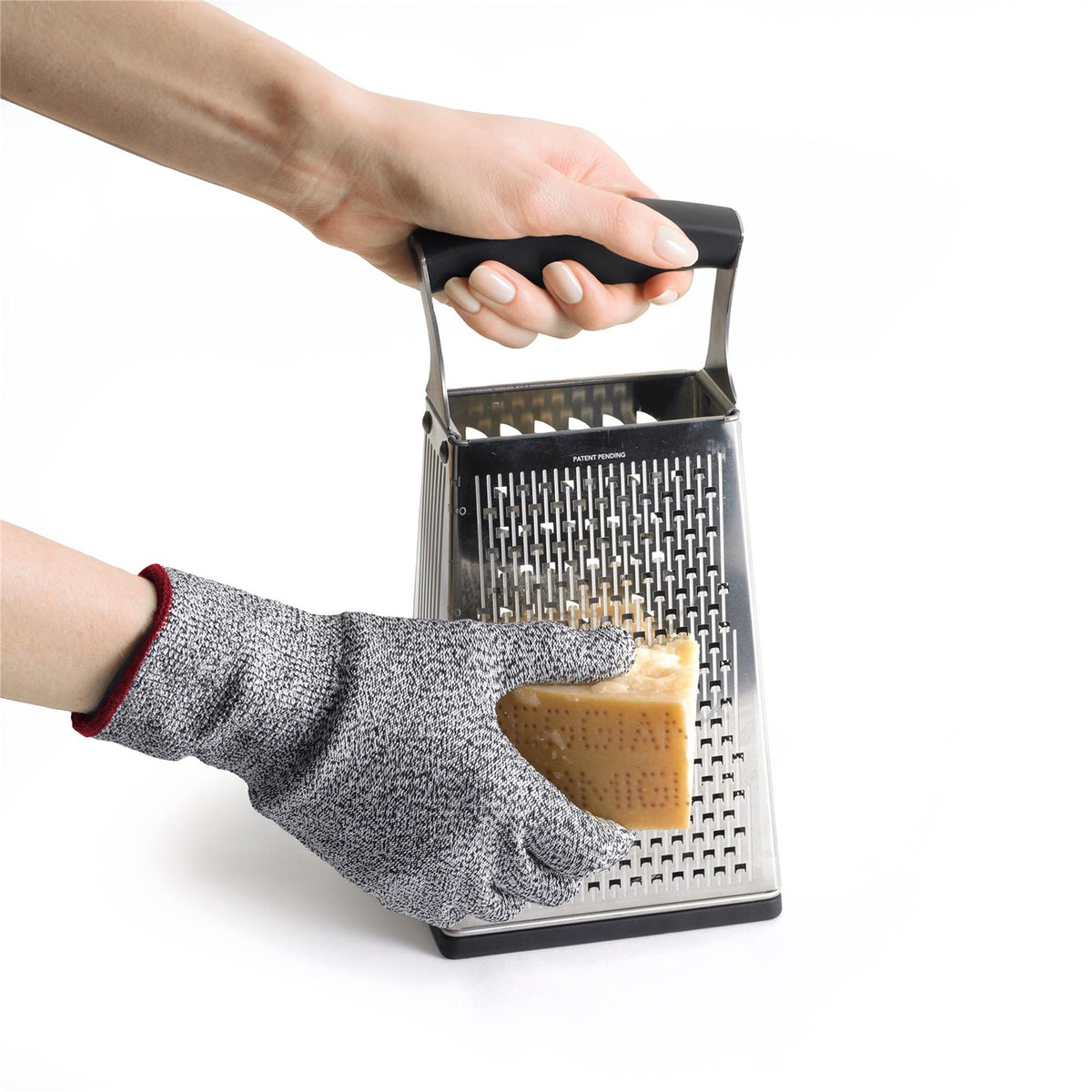 Schutzhandschuh One Size, 29.2cm in Grau präsentiert im Onlineshop von KAQTU Design AG. Backutensilien ist von Cuisipro