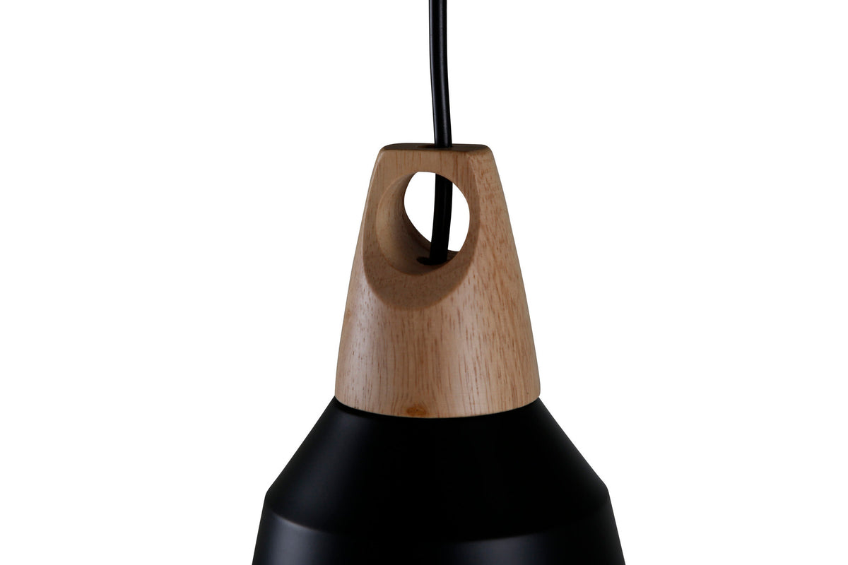 Nao Pendelleuchte in Schwarz präsentiert im Onlineshop von KAQTU Design AG. Pendelleuchte ist von Venture Home