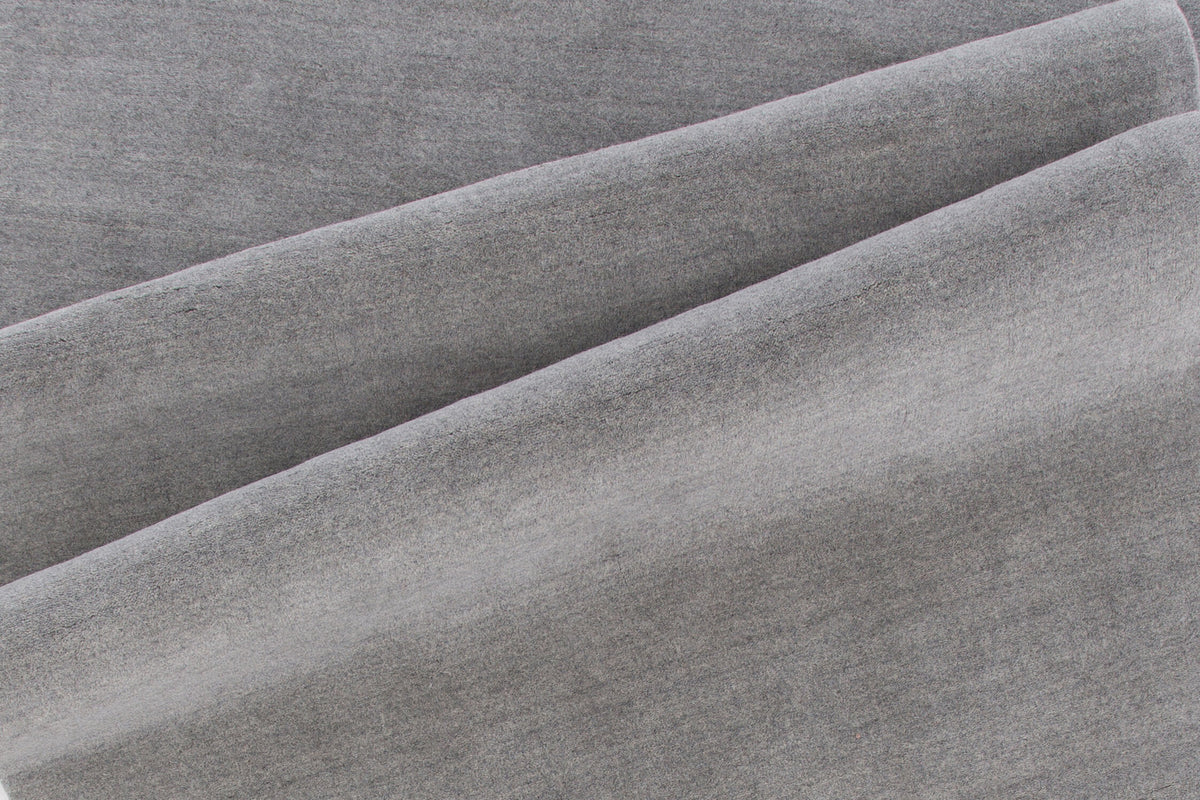 Ulla Teppich in Hellgrau präsentiert im Onlineshop von KAQTU Design AG. Teppich ist von Venture Home