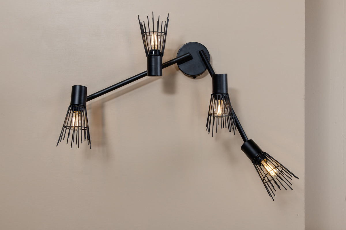 Pico Wandleuchte in Schwarz präsentiert im Onlineshop von KAQTU Design AG. Wandleuchte ist von Venture Home