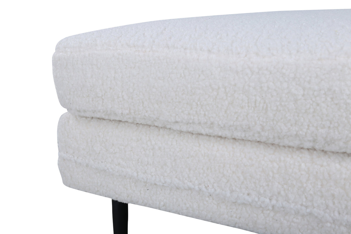 Boom Ottoman / Pouf in Weiss präsentiert im Onlineshop von KAQTU Design AG. Ottoman ist von Venture Home