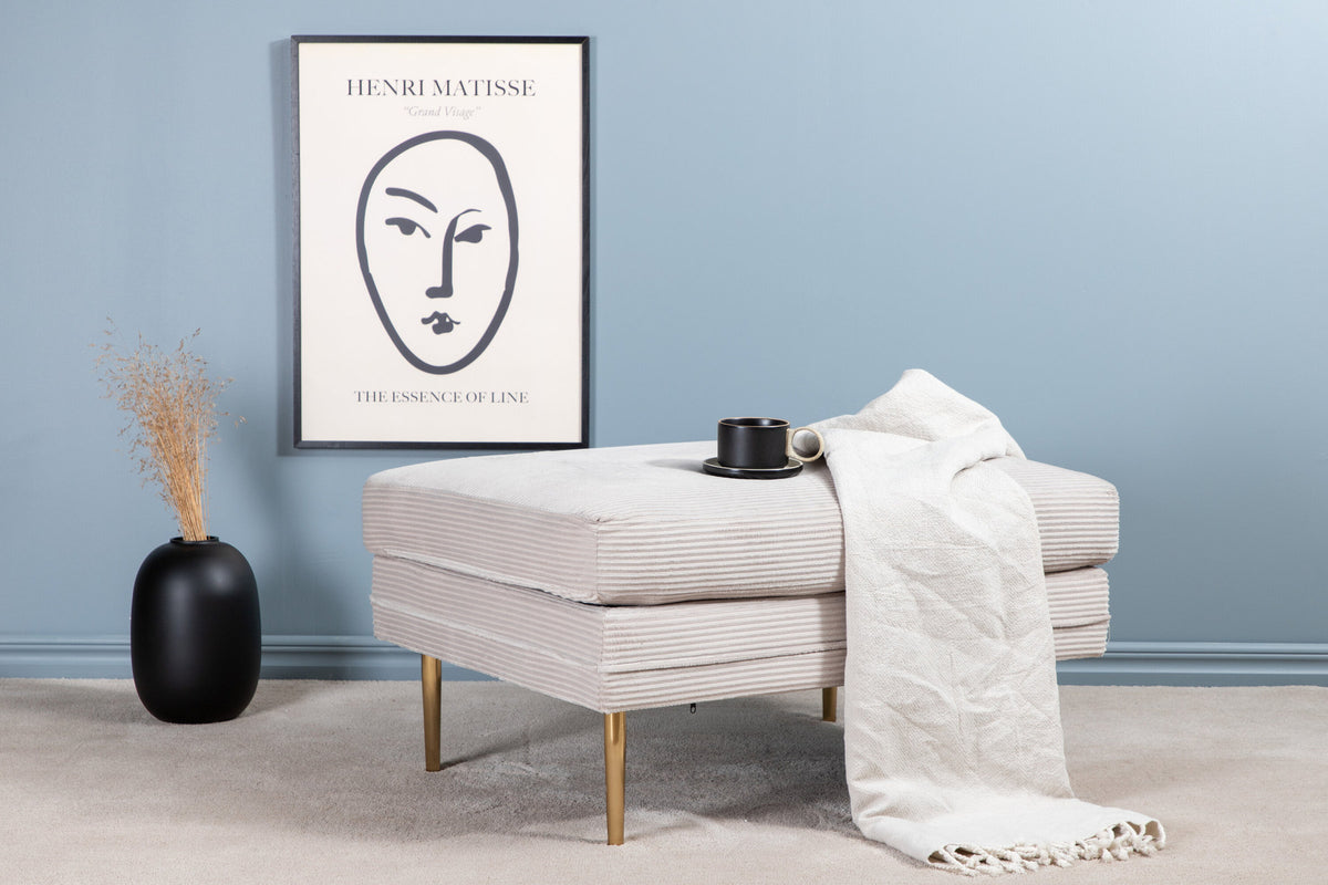 Boom Ottoman / Pouf in Beige präsentiert im Onlineshop von KAQTU Design AG. Ottoman ist von Venture Home