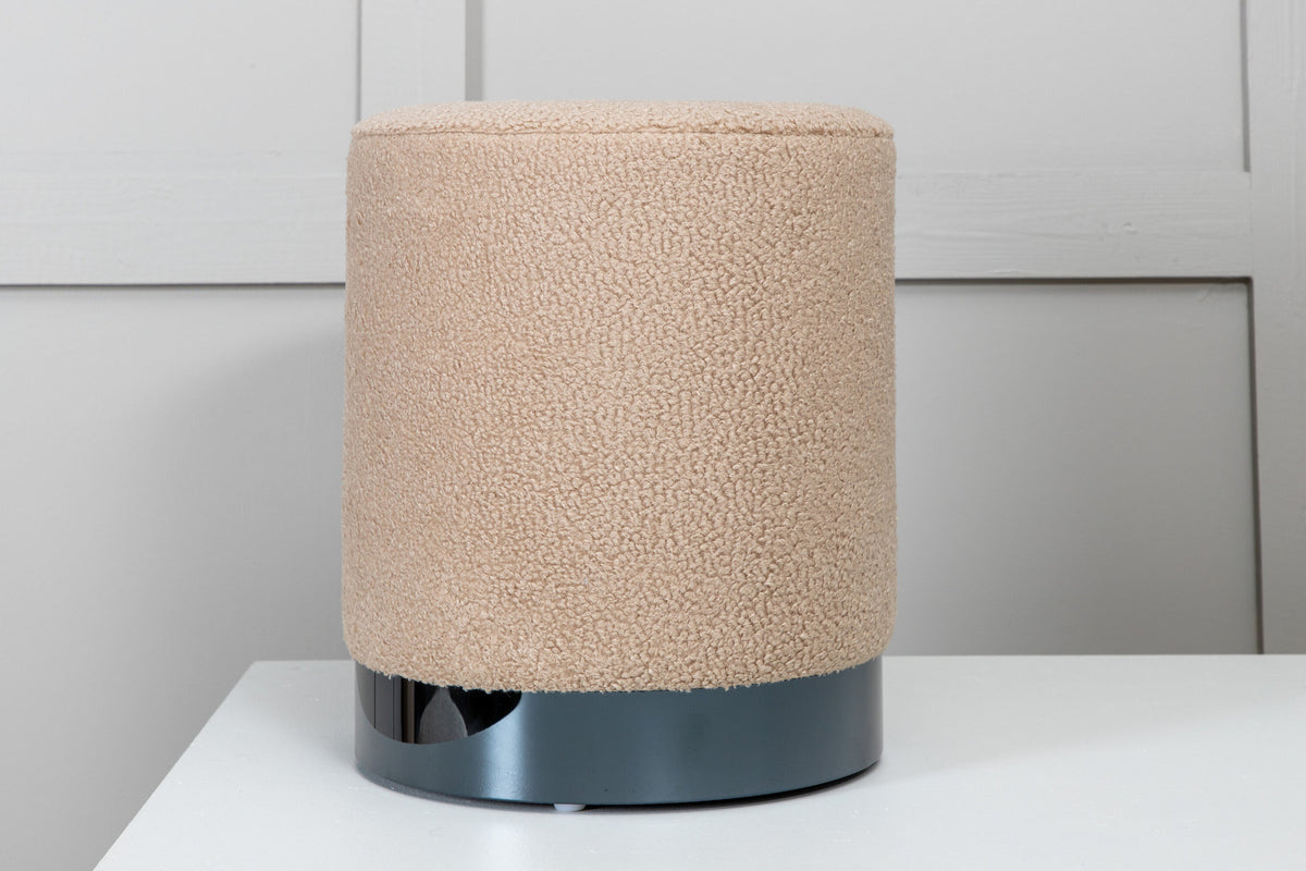 Benji Ottoman / Pouf in Beige präsentiert im Onlineshop von KAQTU Design AG. Pouf ist von Venture Home