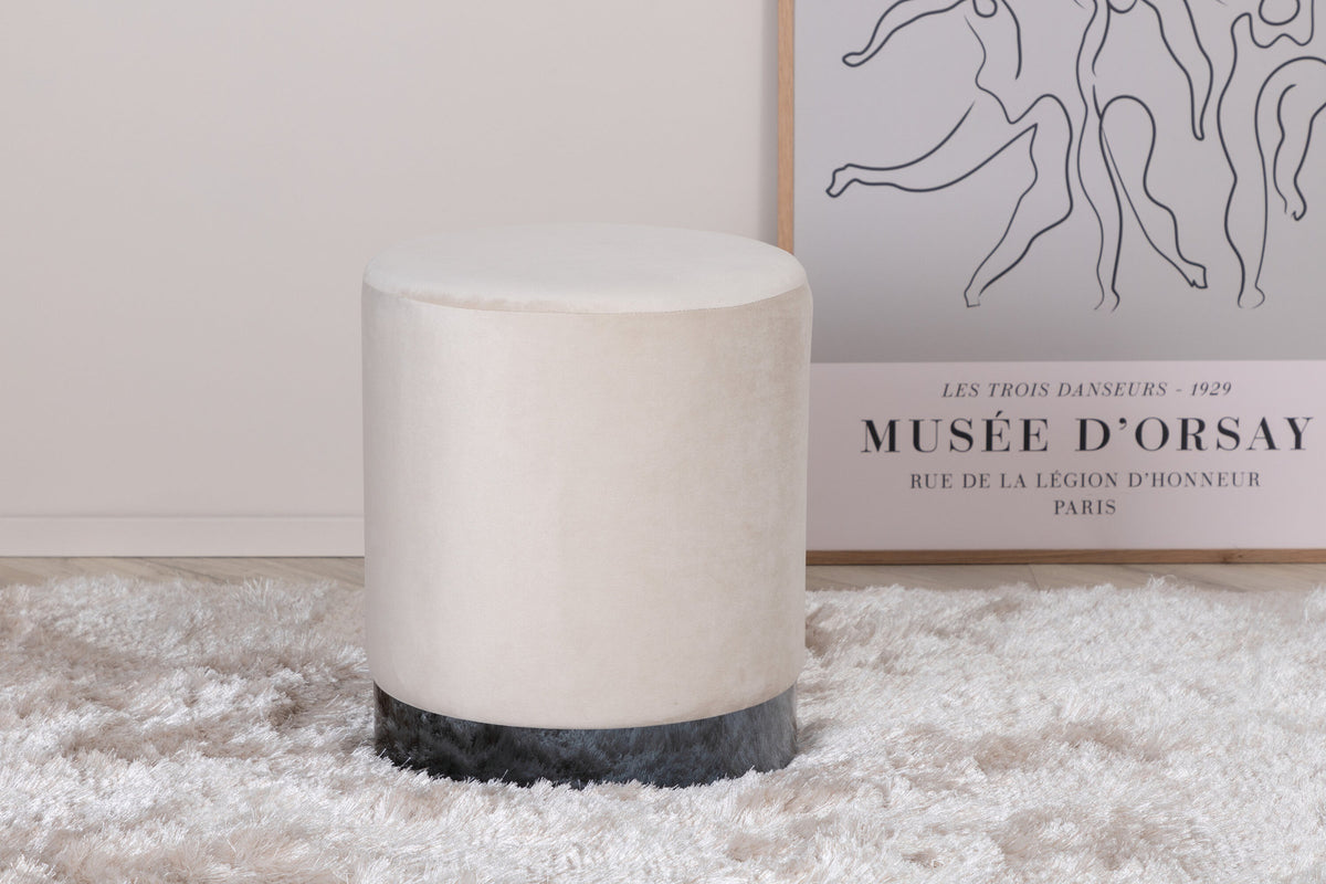 Benji Ottoman / Pouf in Beige präsentiert im Onlineshop von KAQTU Design AG. Pouf ist von Venture Home