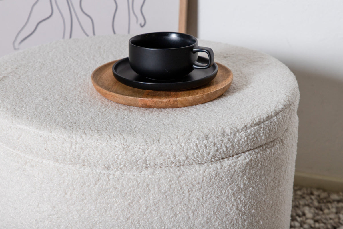 Dunken Ottoman / Pouf in Weiss präsentiert im Onlineshop von KAQTU Design AG. Pouf ist von Venture Home