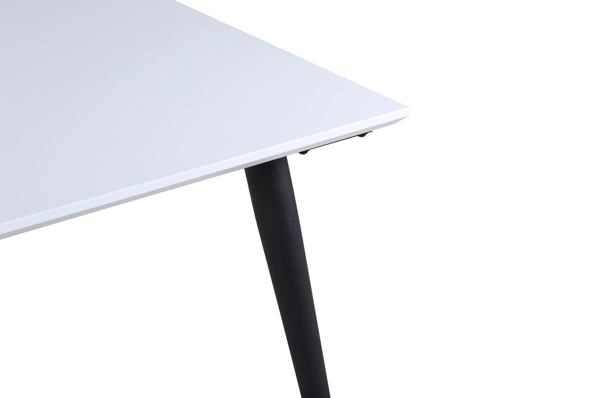Jimmy Tisch in Weiss präsentiert im Onlineshop von KAQTU Design AG. Esstisch ist von Venture Home