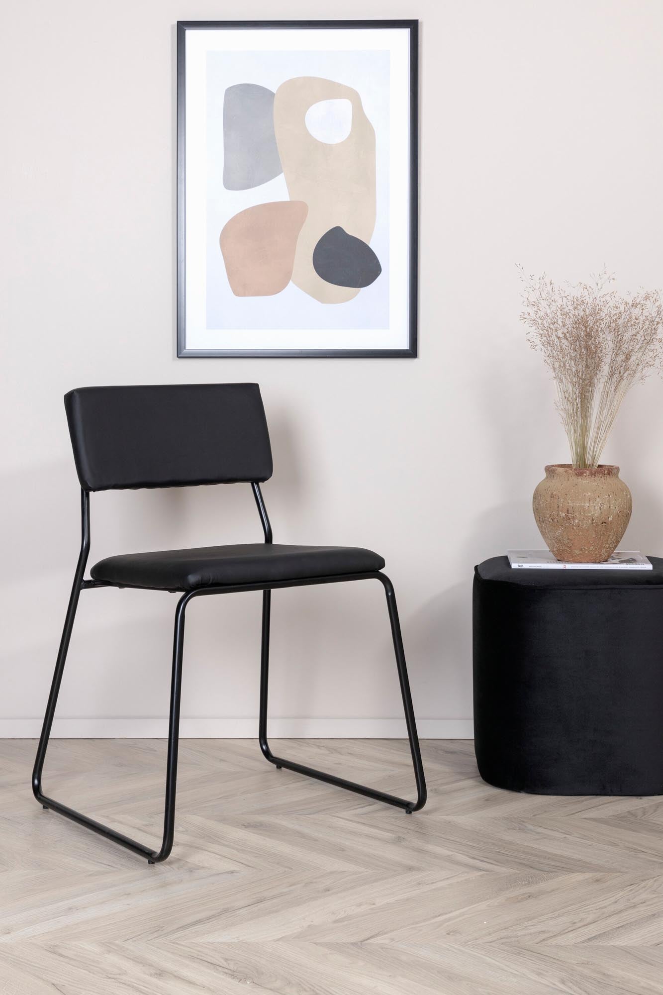 Kenth Stuhl in Schwarz präsentiert im Onlineshop von KAQTU Design AG. Stuhl ist von Venture Home