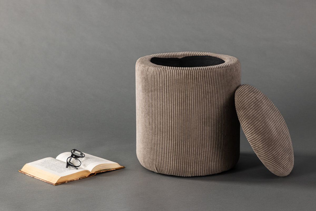 Limpen Pouf in Braun präsentiert im Onlineshop von KAQTU Design AG. Pouf ist von Venture Home