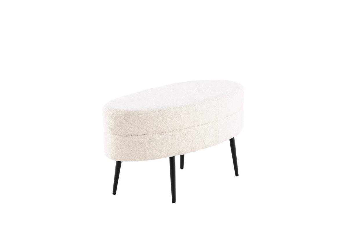 Otto Ottoman / Pouf in Weiss präsentiert im Onlineshop von KAQTU Design AG. Ottoman ist von Venture Home