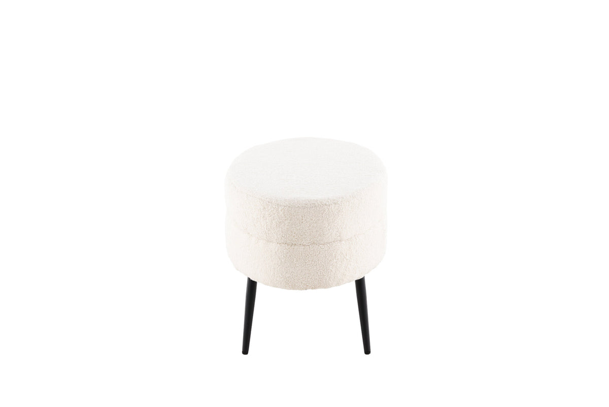 Otto Ottoman / Pouf in Weiss präsentiert im Onlineshop von KAQTU Design AG. Ottoman ist von Venture Home