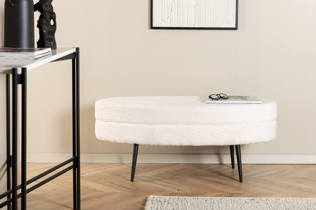 Otto Ottoman / Pouf in Weiss präsentiert im Onlineshop von KAQTU Design AG. Ottoman ist von Venture Home