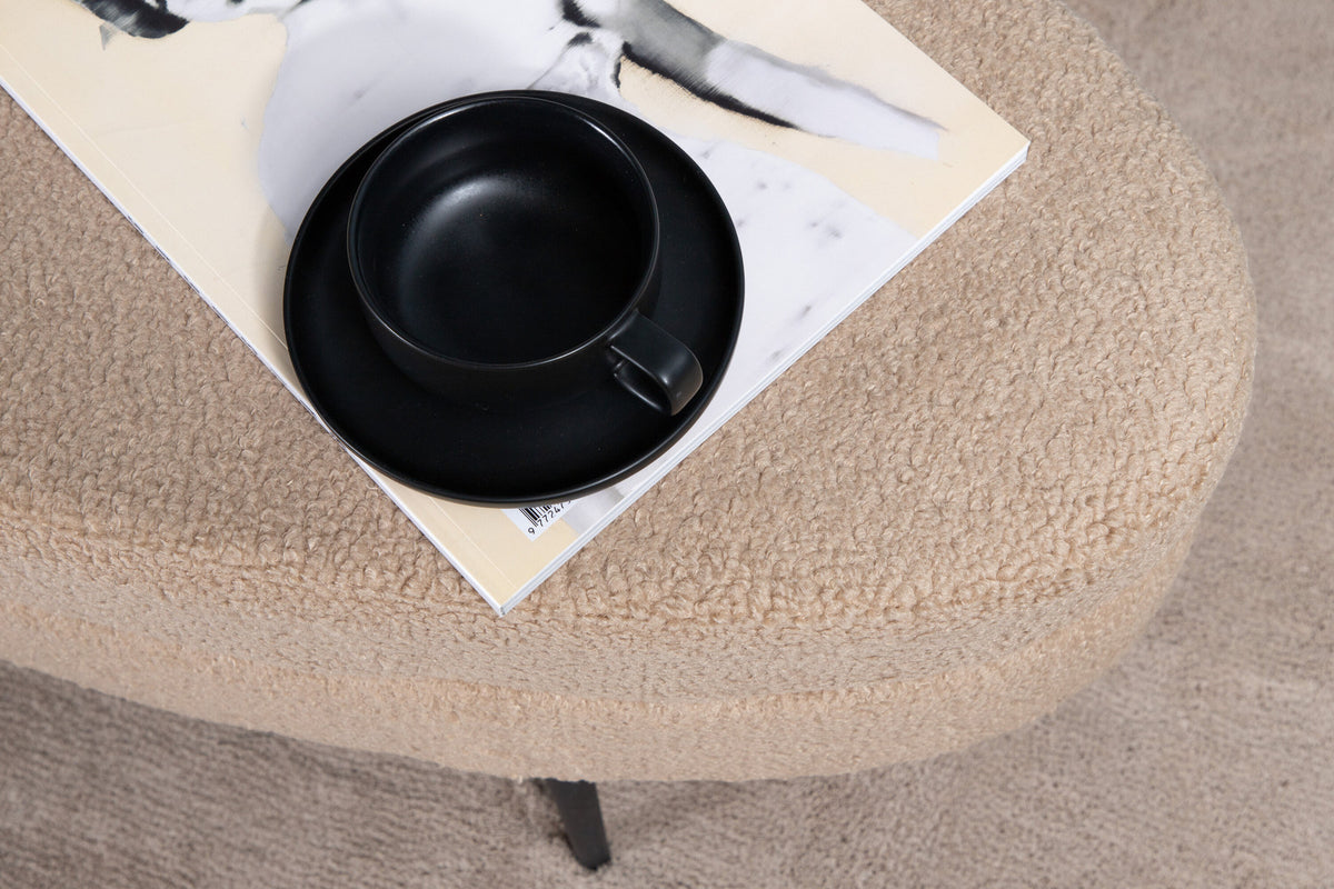 Otto Ottoman / Pouf in Beige präsentiert im Onlineshop von KAQTU Design AG. Ottoman ist von Venture Home