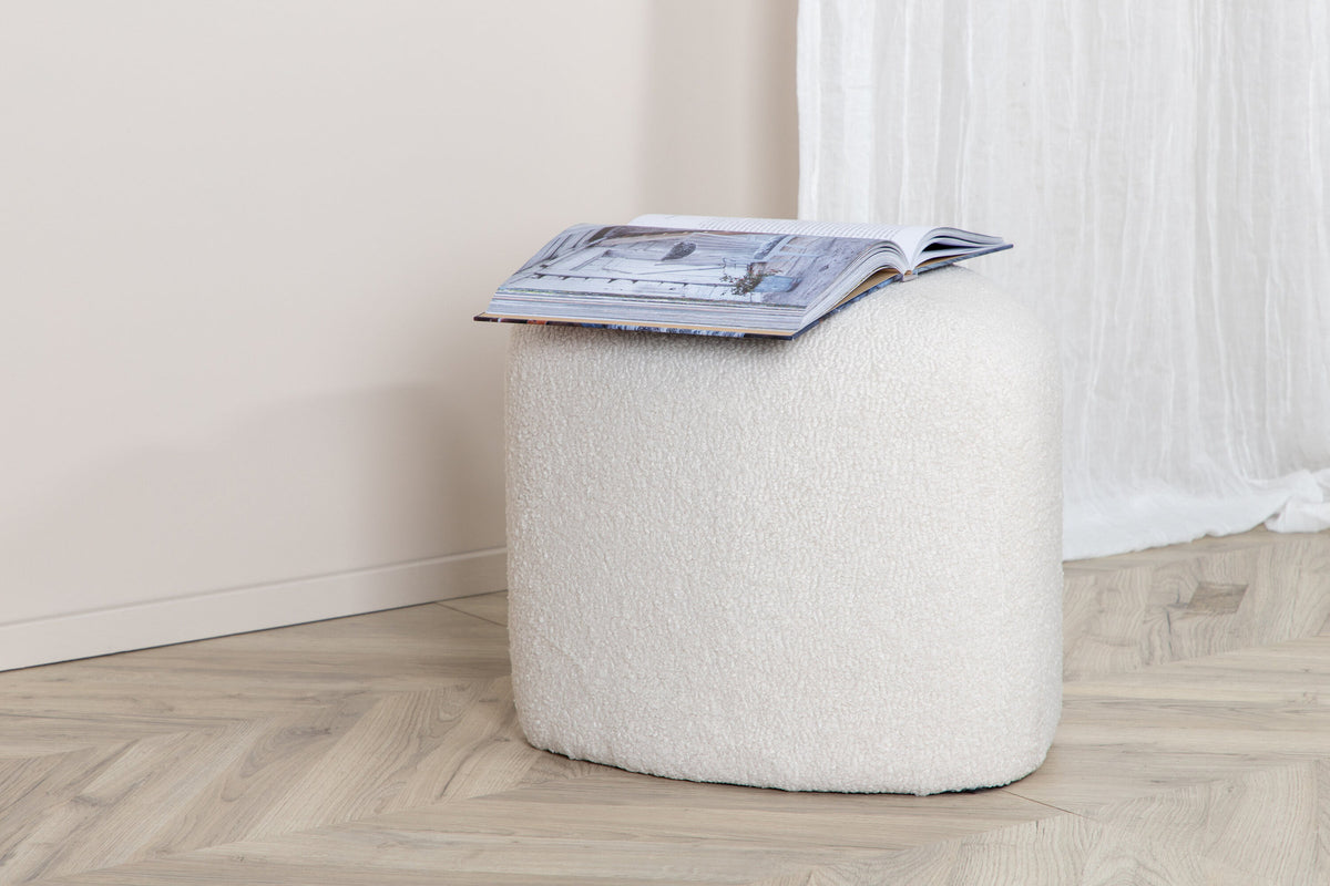 Peg Ottoman / Pouf in Weiss präsentiert im Onlineshop von KAQTU Design AG. Pouf ist von Venture Home