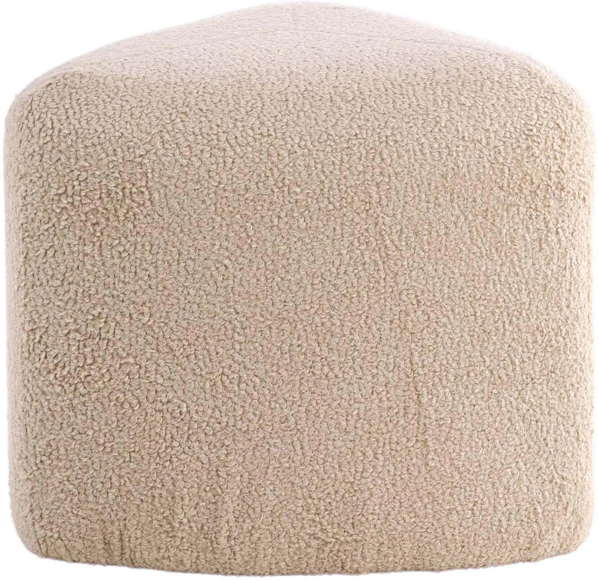 Eleganter Peg Ottoman von Venture Home – perfekt für stilvolle Räume.
